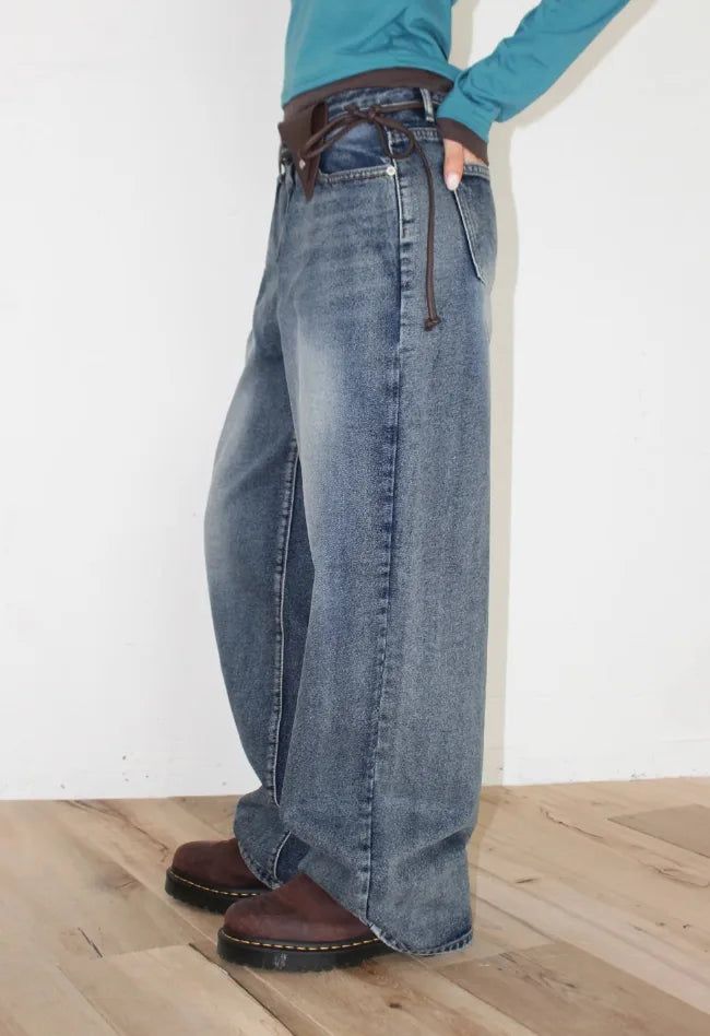 DEEP WASHED DENIM