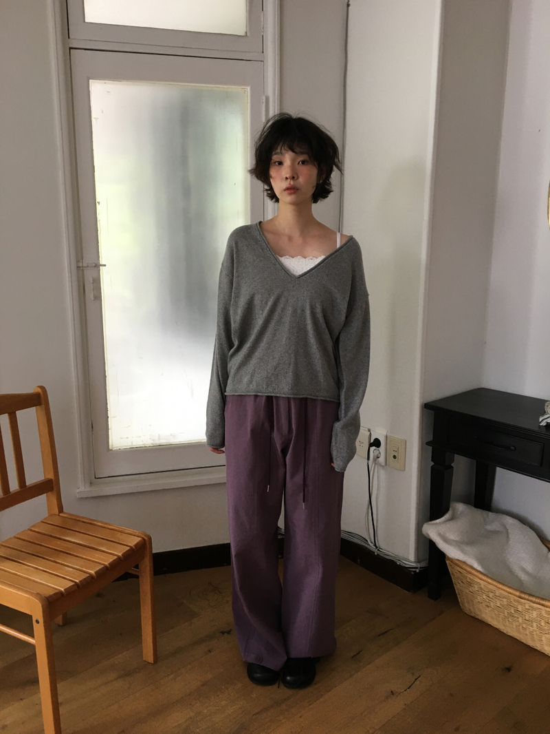 DUGGY（ダギー）の「Luro V-neck knit (8color)（Tops）」