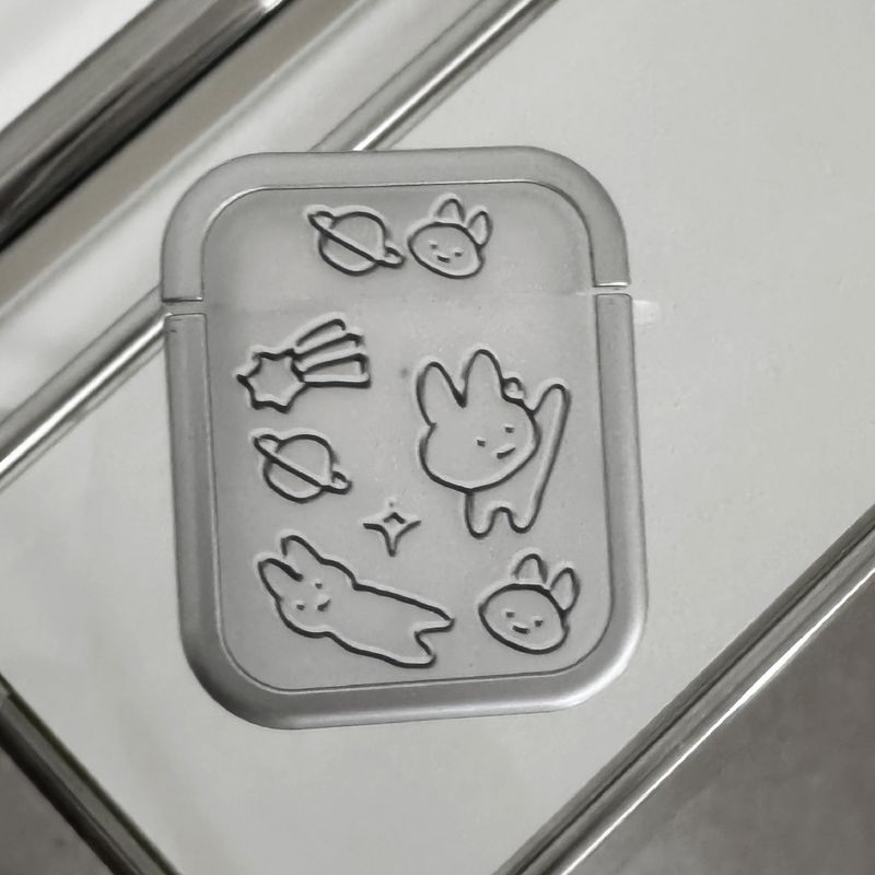 Rabbit universe Airpods case