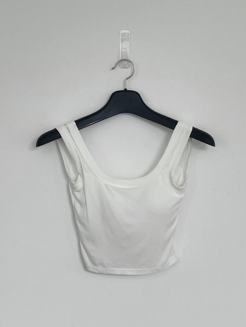 Cein sleeveless