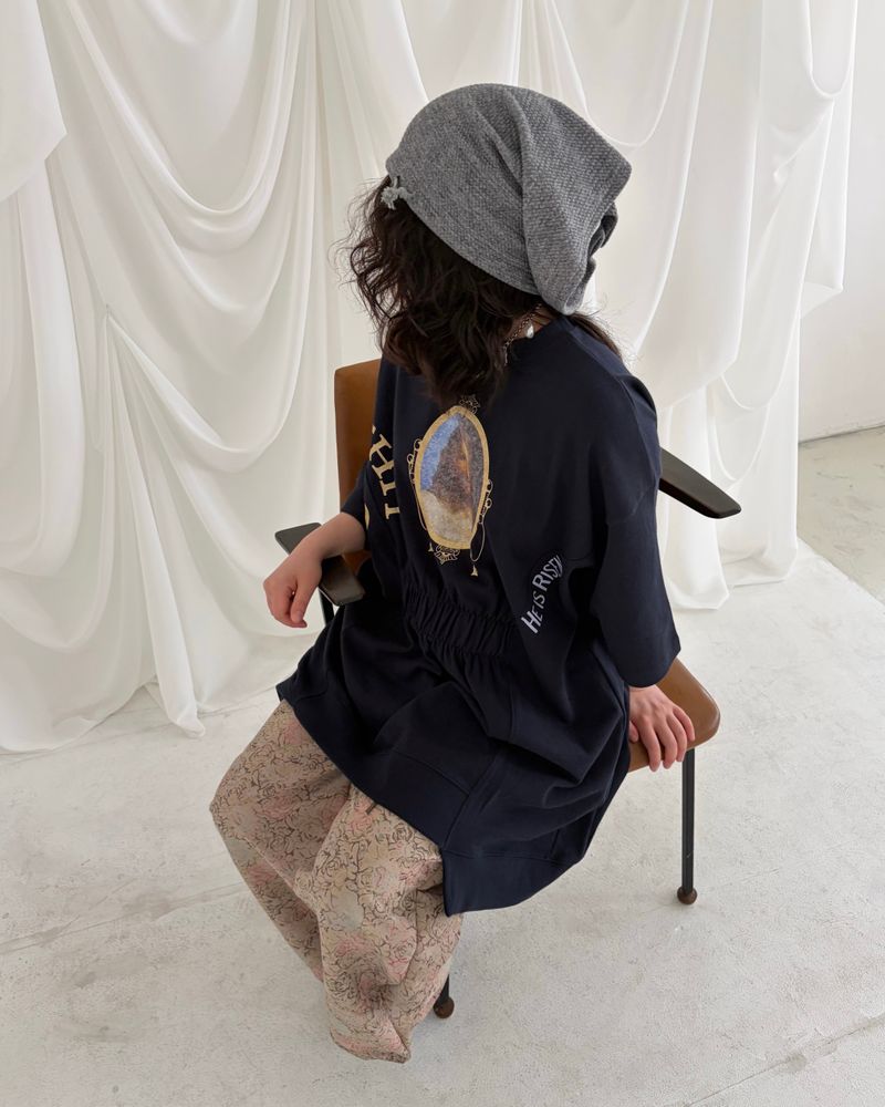 Graphic Boxy Sweat Top