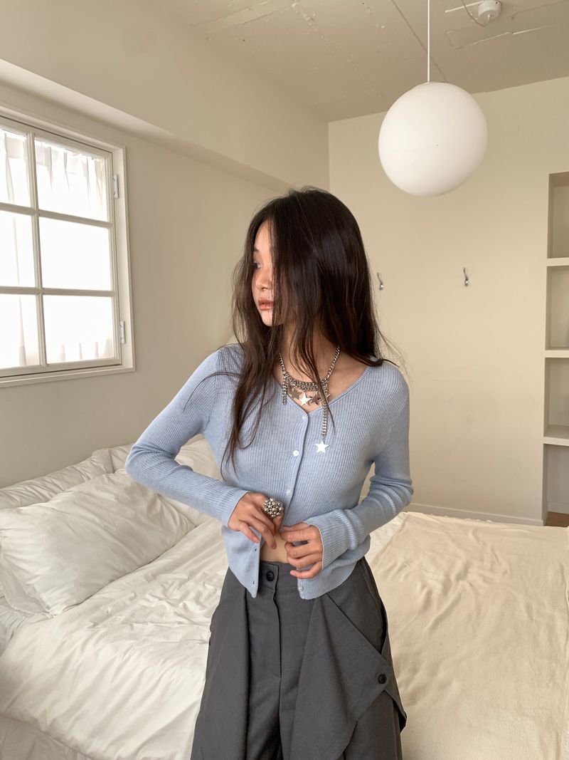 WOOL V-NECK CARDIGAN (5C)
