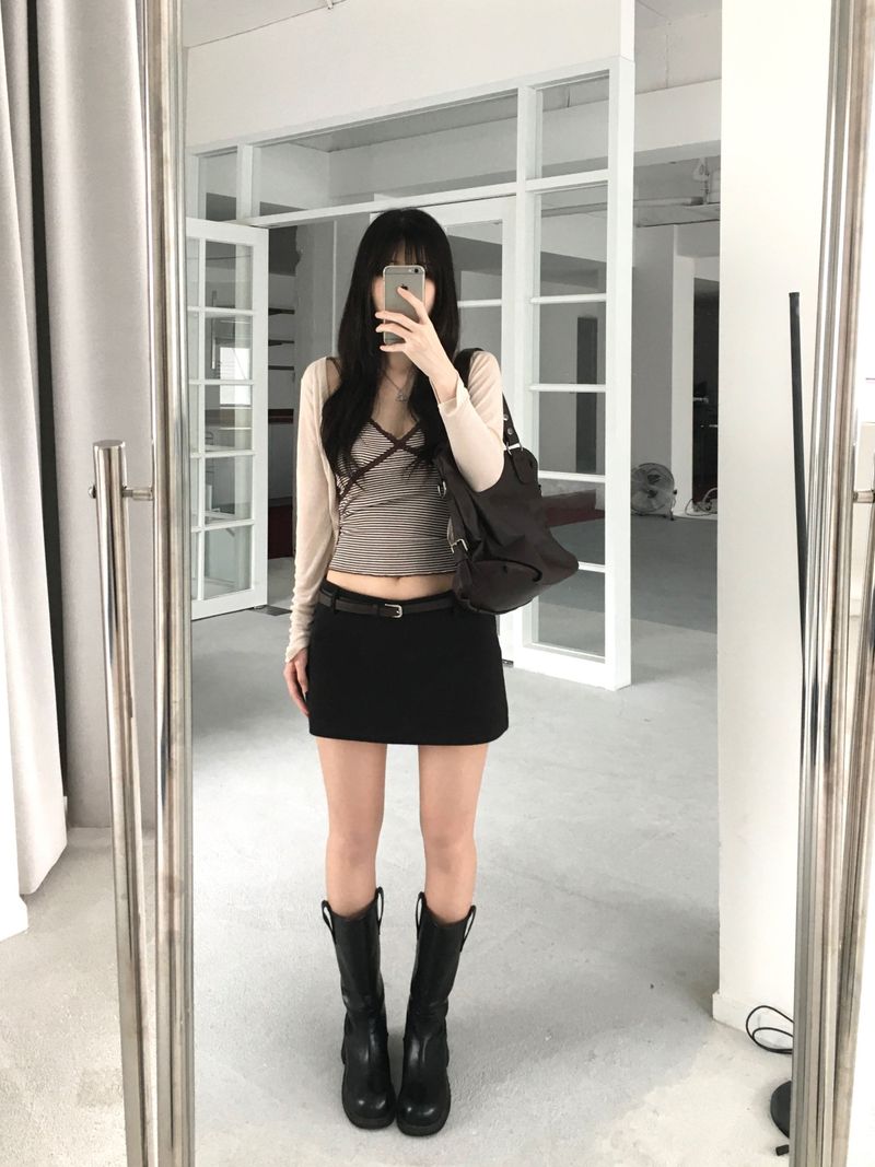 Vine Low-rise Mini Skirt (4 colors)
