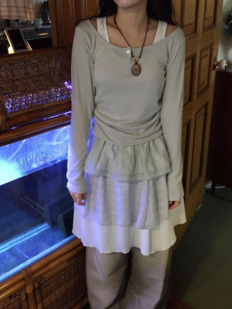 mari layered frill t-shirts