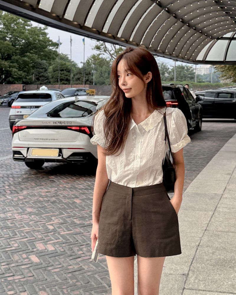 Hentry short‑sleeve blouse