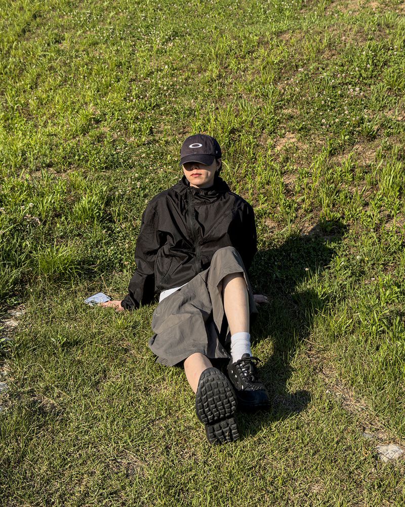 Aeric Diagonal Lightweight Windbreaker