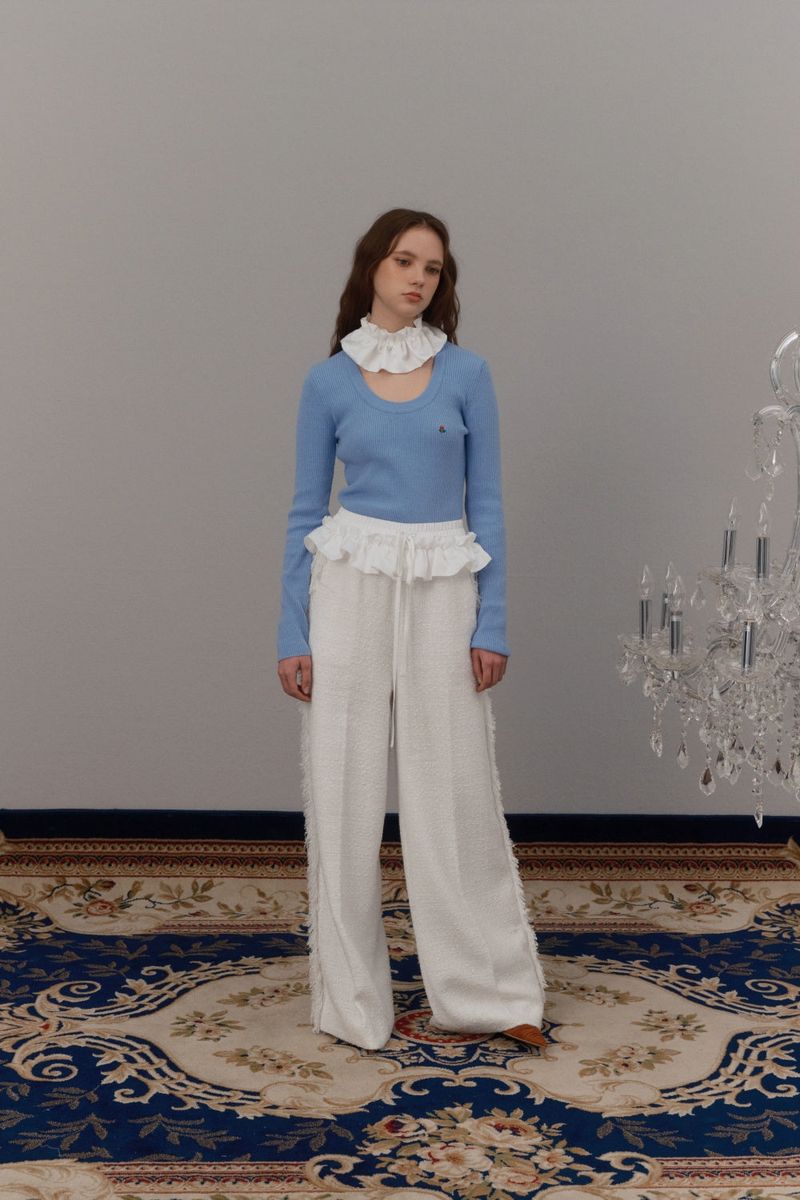Round neck knit