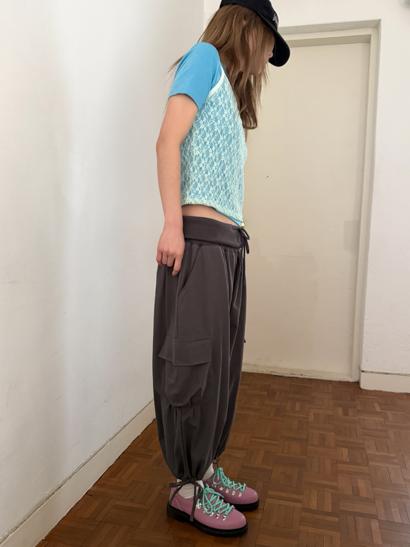 fold shirring cargo capripants