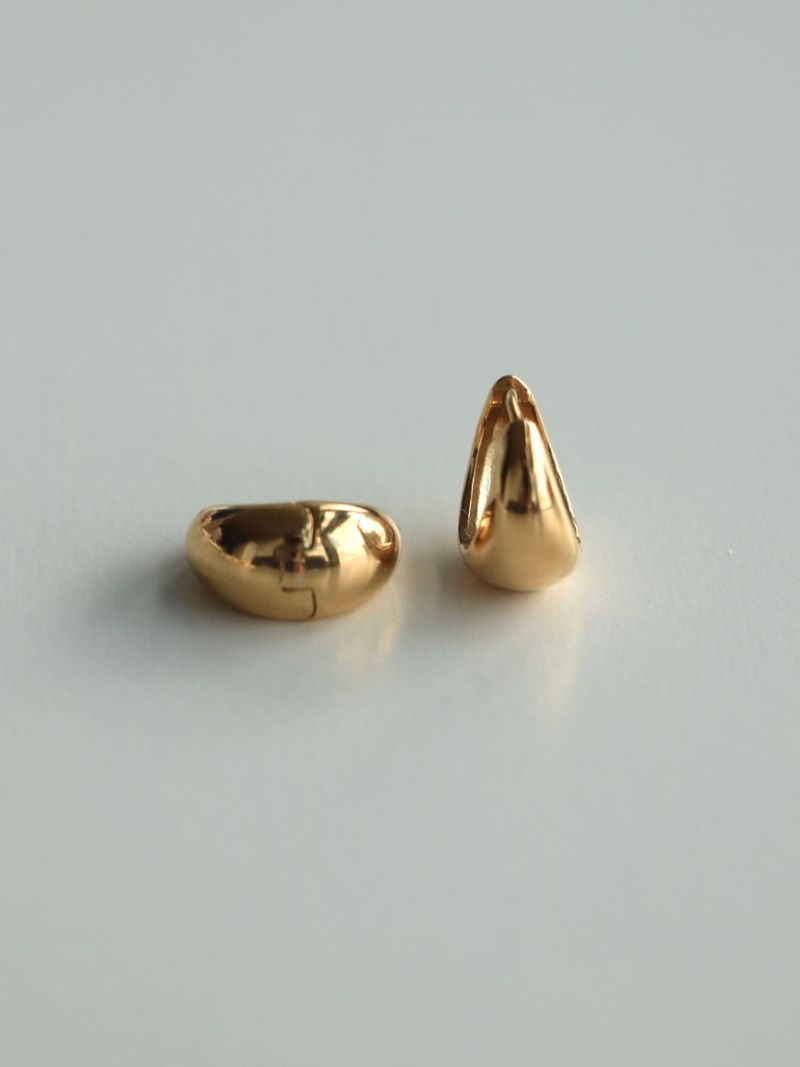 volume earrings / 14k gold plated