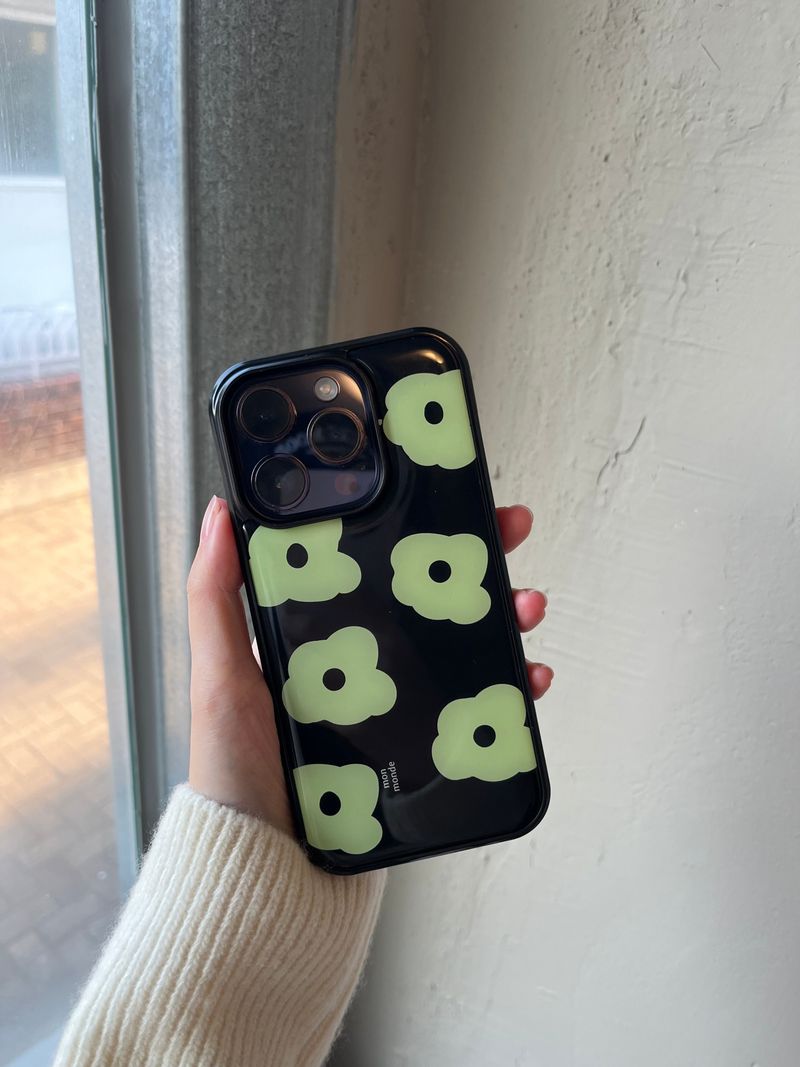 green flower phone case 