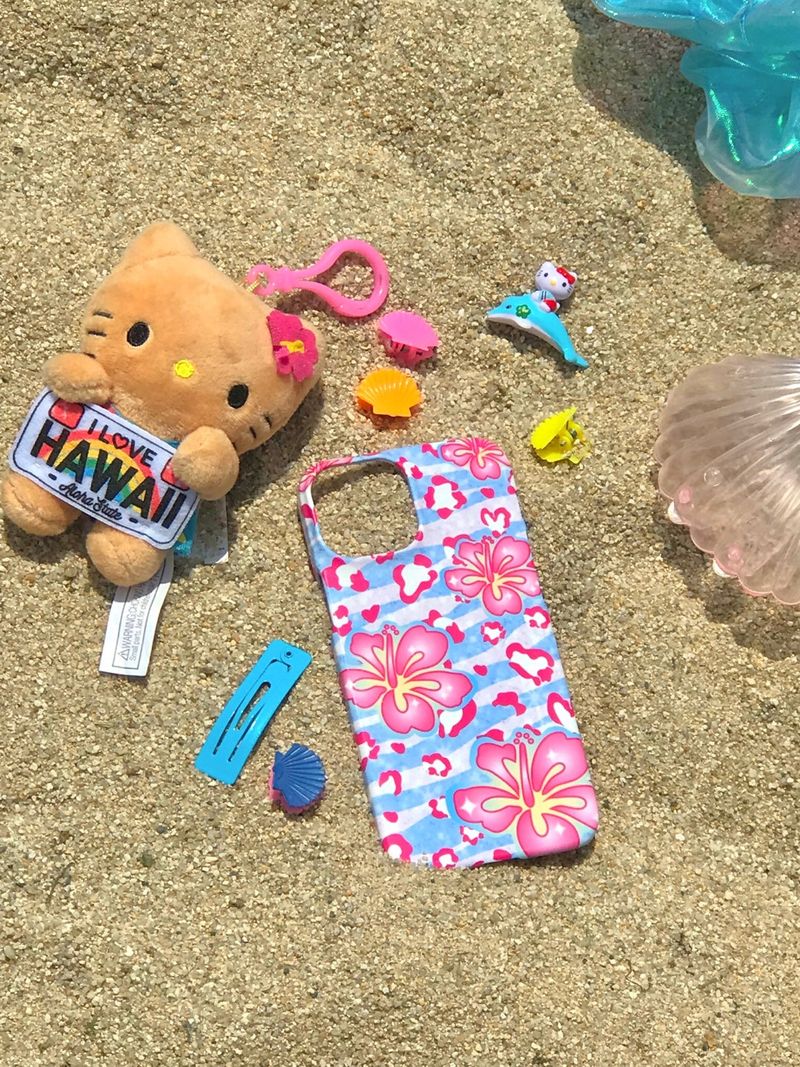STAYBUBBLY（ステイバブリー）の「[MADE] ギャル ブルー フラワー スマホケース_USED BY IVE レイ（スマホグッズ/小物）」
