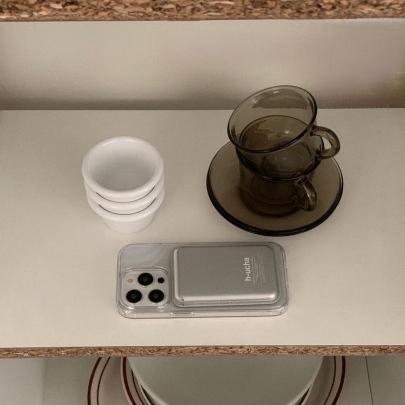 hucha（ウチャ）の「mag safe card wallet（Smartphone Accessories）」