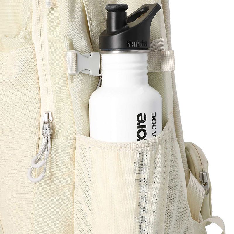 CARABINER MESH BACKPACK / BUTTER