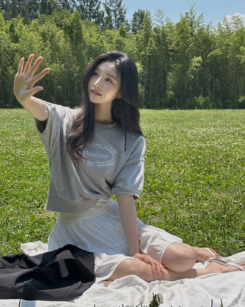 MAYBINS（メイビンス）の「Bie Rettering short-sleeved sweatshirt（Tops）」