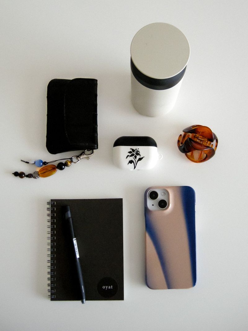 Calm (glossy hard case)
