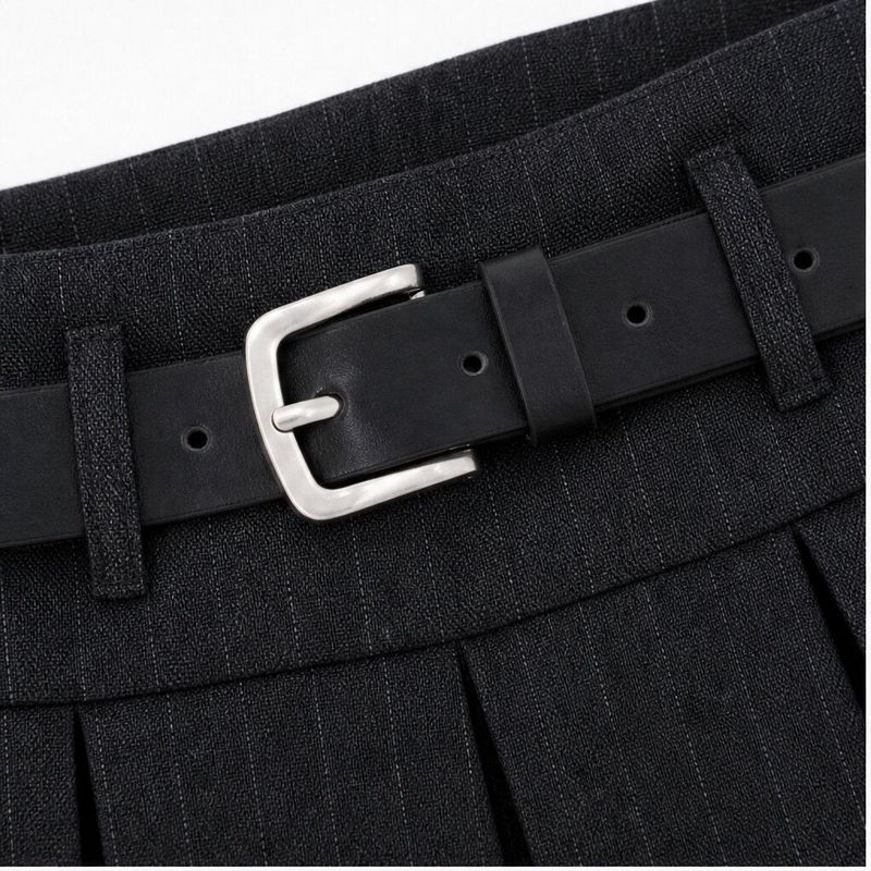 Vera Classic Belt Mini Skirt
