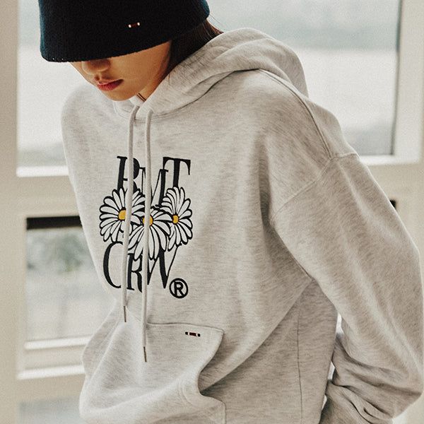 ROMANTIC CROWN(ロマンティッククラウン)の「OXEYE DAISY HOODIE_LIGHT GREY(Tops)」