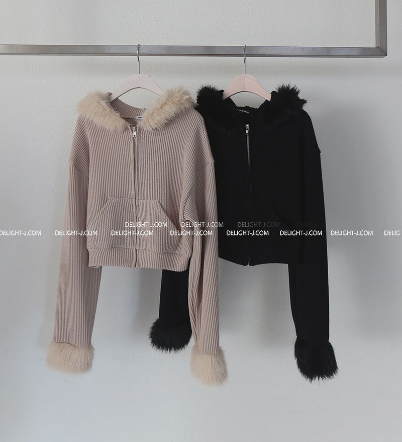 Purifying knitwear Cropped hooded jacket