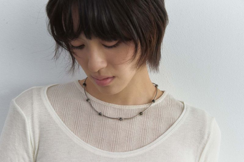 Cinnabar dot necklace