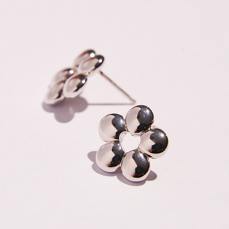noonoofingers(ヌヌフィンガース)の「HEART PUNCHING EARRINGS(Accessories)」