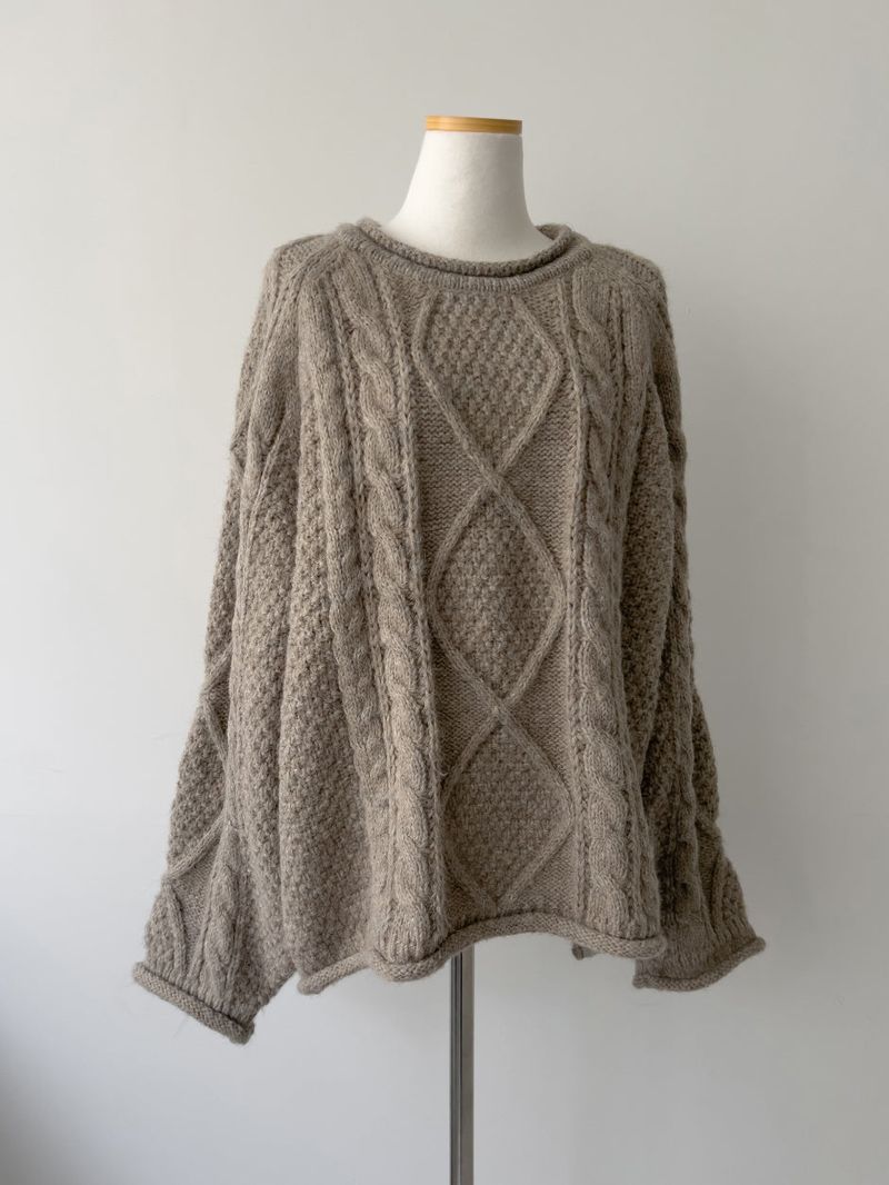 Rolling Cable Overfit Knit