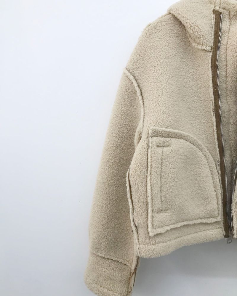 Femme Duffle Hooded Faux Shearling Jacket (2color)