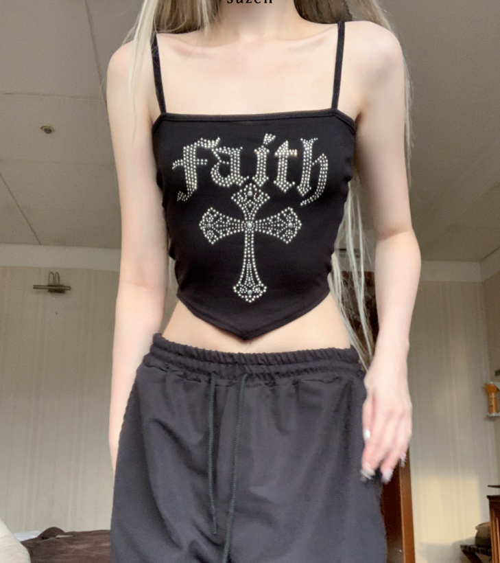 suzen（スゼン）の「hikomi lettering y2k Top (black)（Tops）」