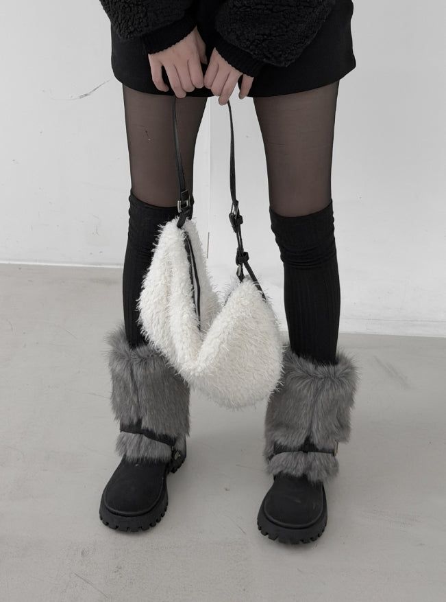 mnem（ムネム）の「Bshawl Belt Strap Fur Shoulder Bag（Bags）」