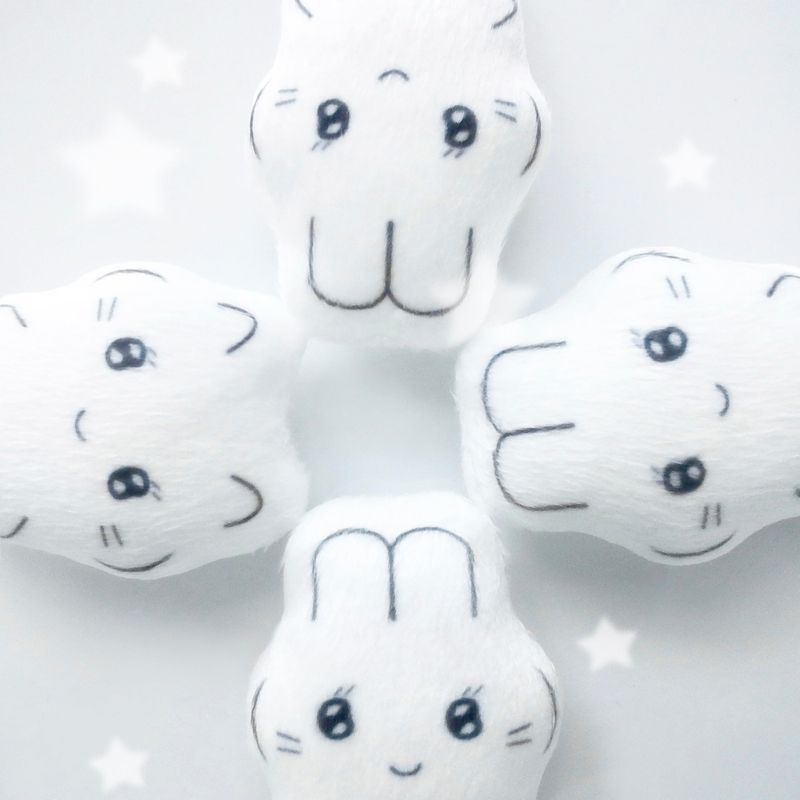 [MADE] bunny emoji keyring (pink)