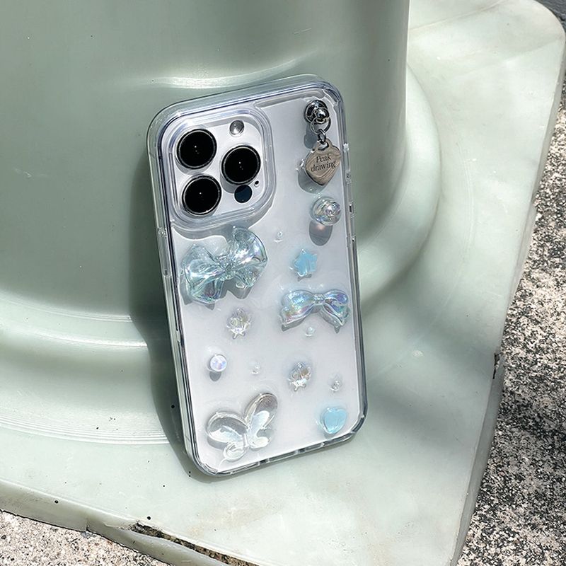 Clear soda pieces heart  (Resin case)