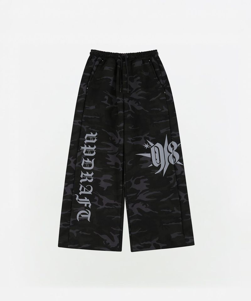 CAMO PRINT WIDE TRACK PANTS [BLACK]