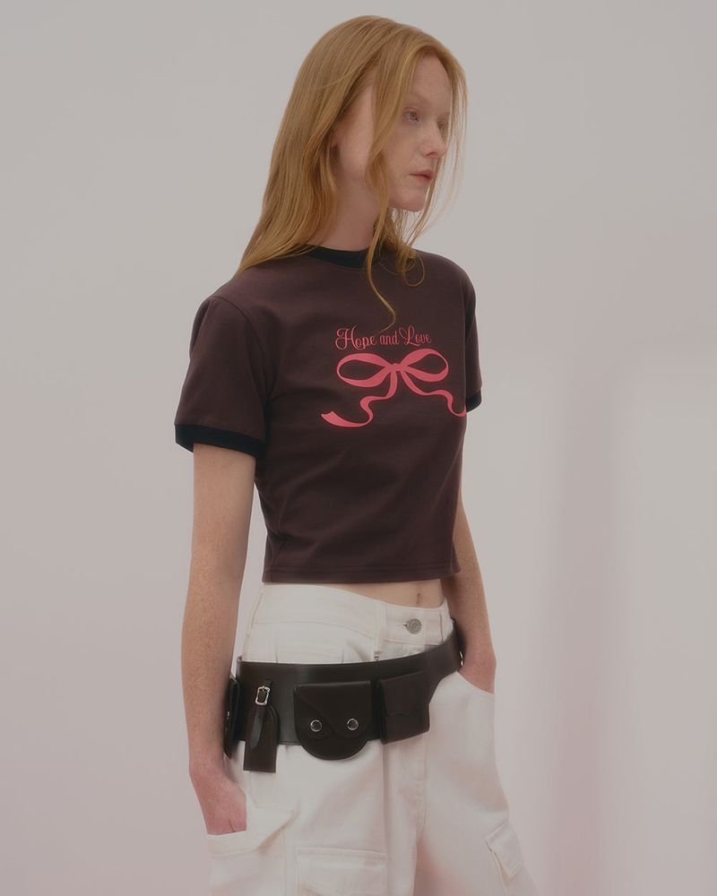 LOVE RIBBON RINGER TSHIRT-BROWN