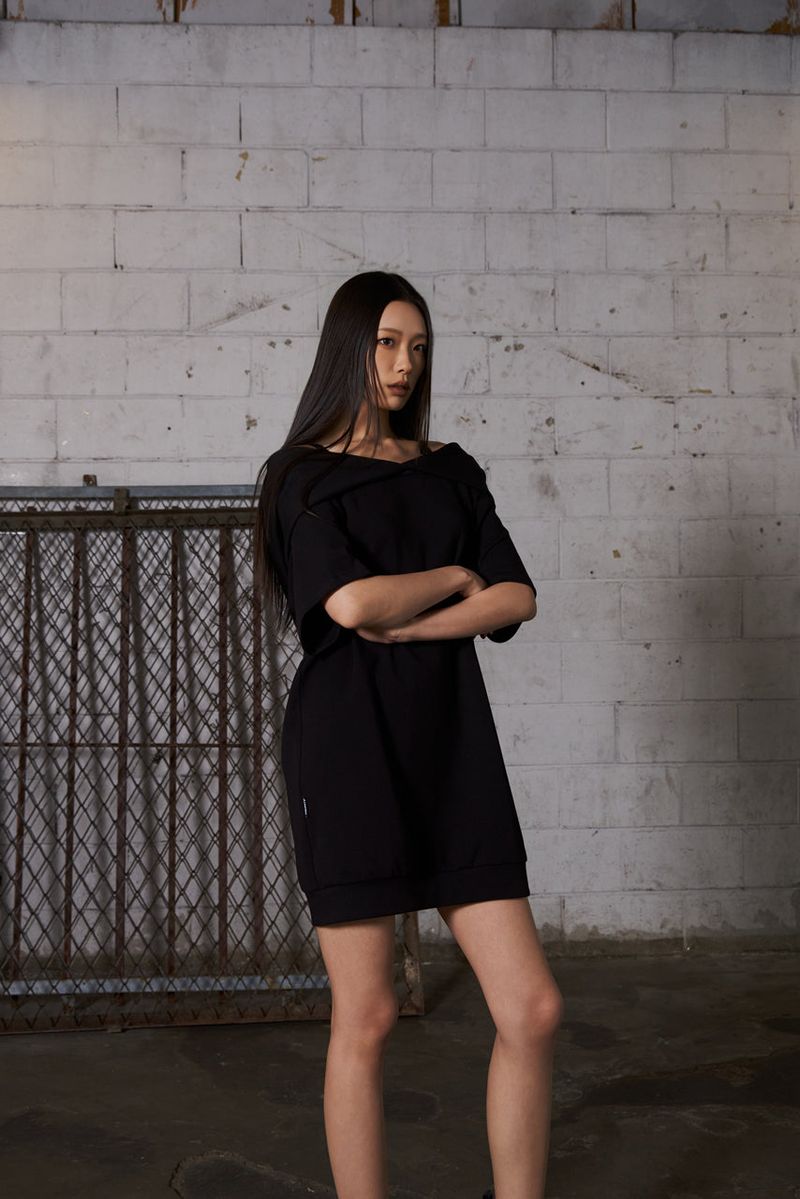 2Way Big Hood Off-Shoulder Mini Dress - Black