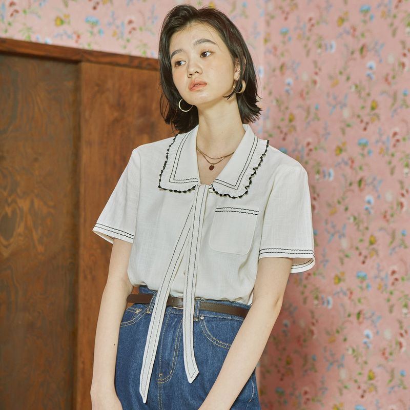 [LINE] Stitch Tie Collar Blouse