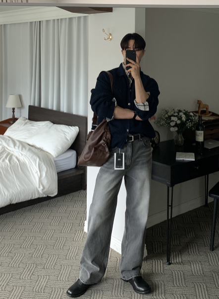 Crete Greywashed Semi-Wide Denim Pants