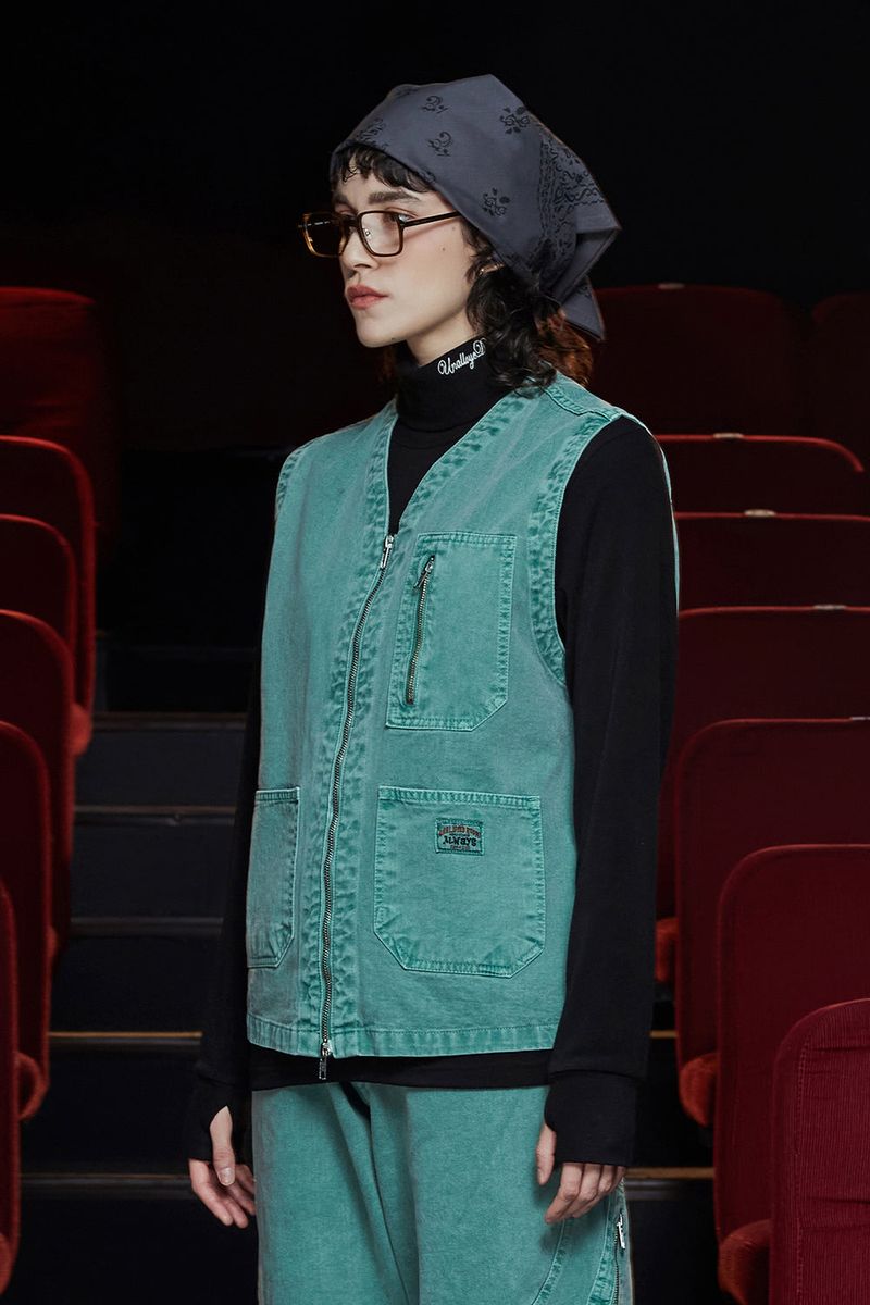DYED ZIP CARGO VEST / EMERALD