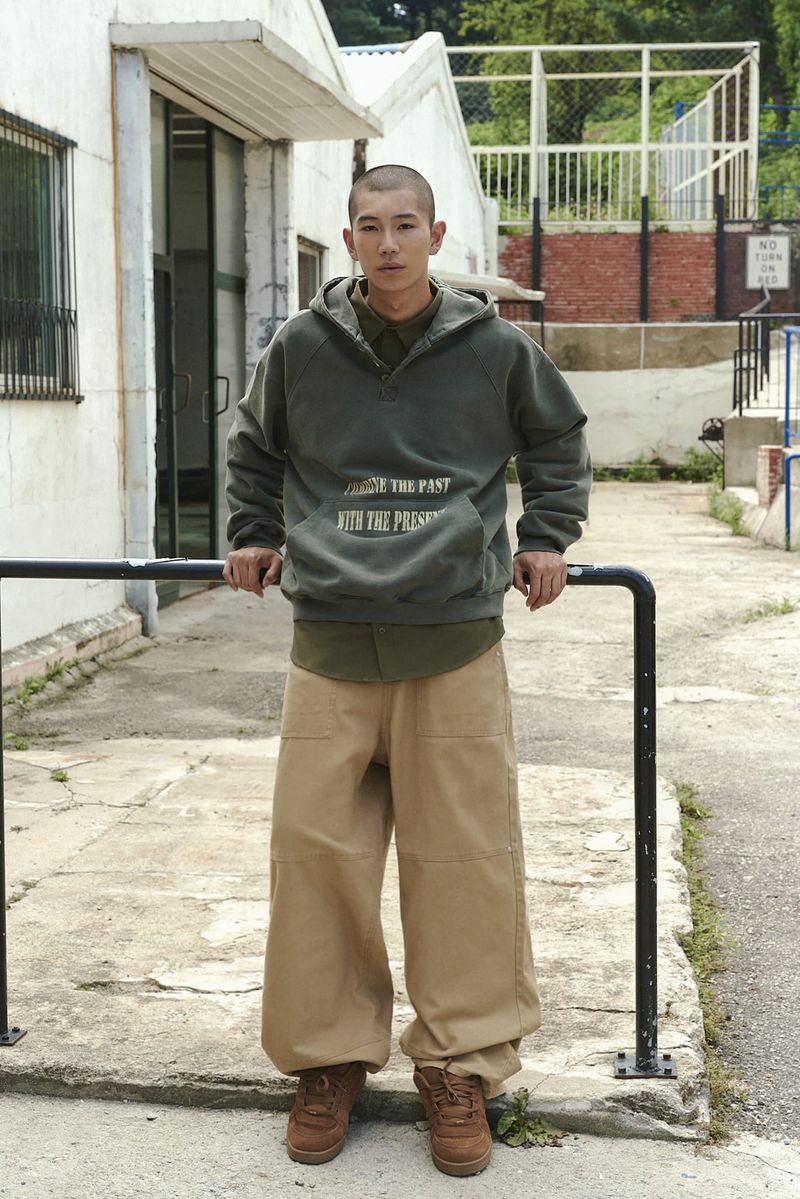 PIGMENT HENLEY NECK BUTTON HOODIE