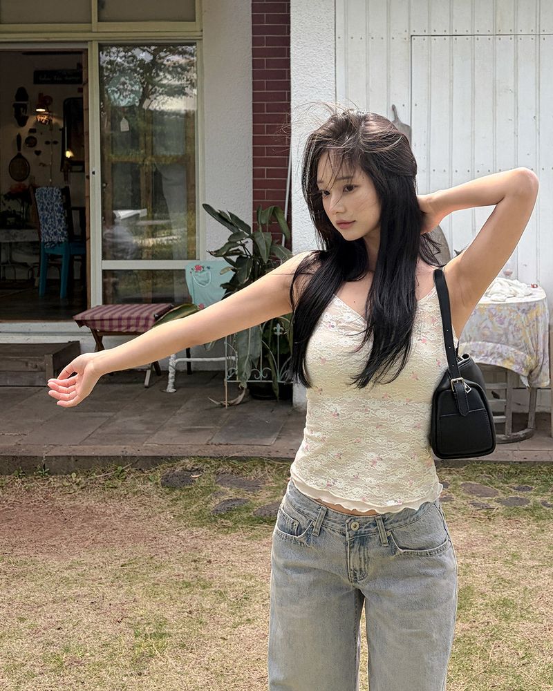 MAYBINS（メイビンス）の「Elanne lace sleeveless（Tops）」