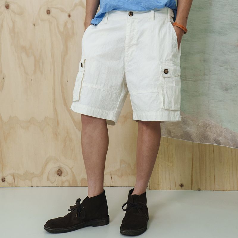 Issue cargo shorts / White