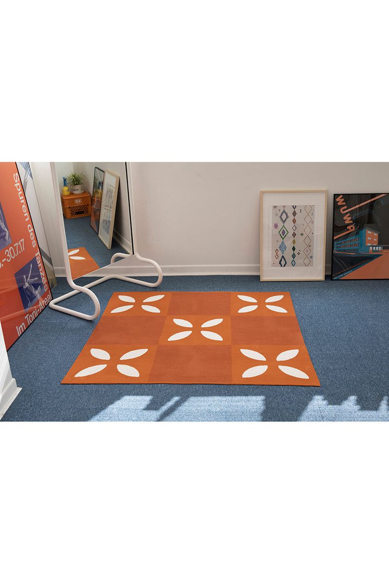 CLOVER CHECKER BLANKET
