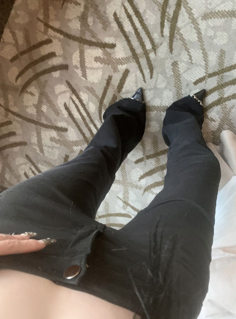 パニローライズブラックブーツカットパンツ