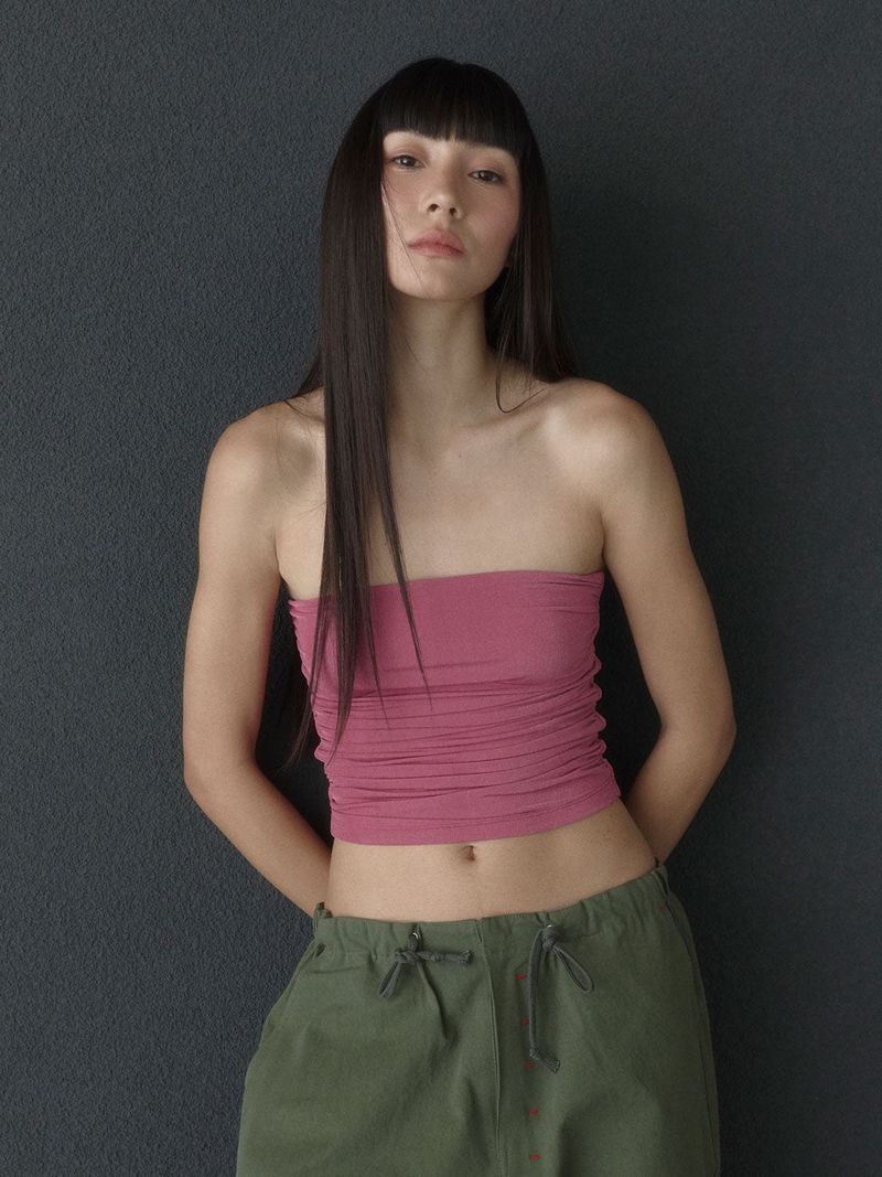 visus（ビスス）の「Wrinkle Tube Top_Pink Flambe（Tops）」