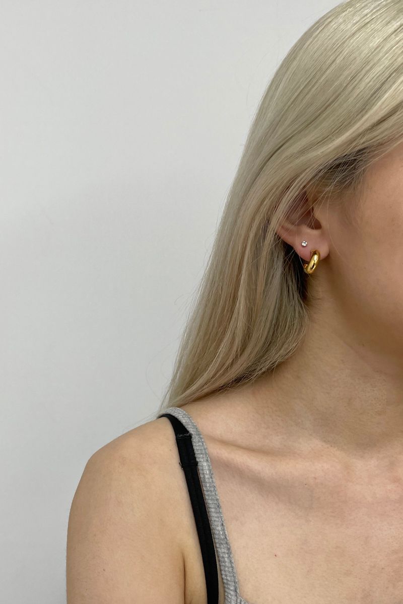 no.23 earring gold small