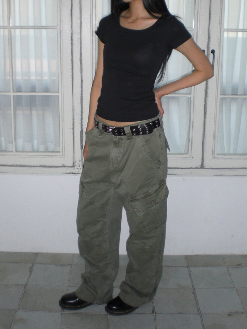 Dyeing cargo pants