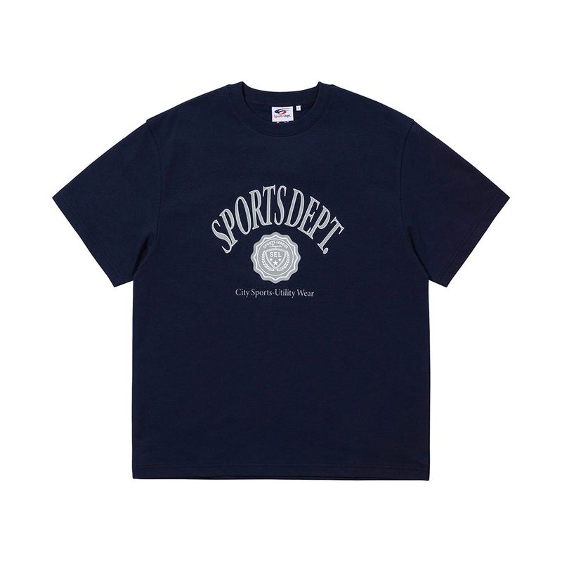 FCMM（エフシーエムエム）の「Sports Dept SEL College T-shirt - Navy（Tops）」