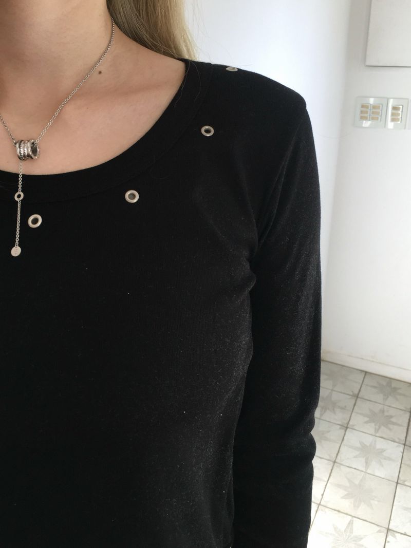 エンドUネックアイレットスタッドクロップTシャツ (6c)