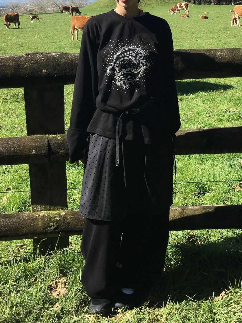 Hotfix Dolphin Loose Long Sleeve (2c)