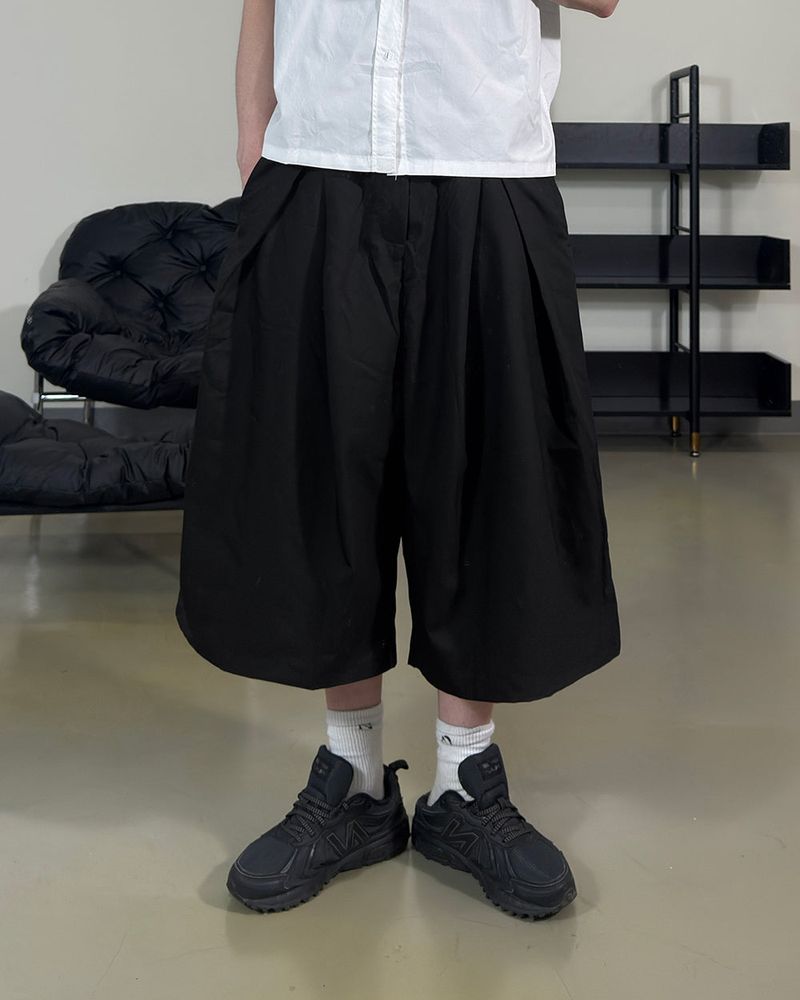 Kai Twin-Tuck Bermuda Slacks