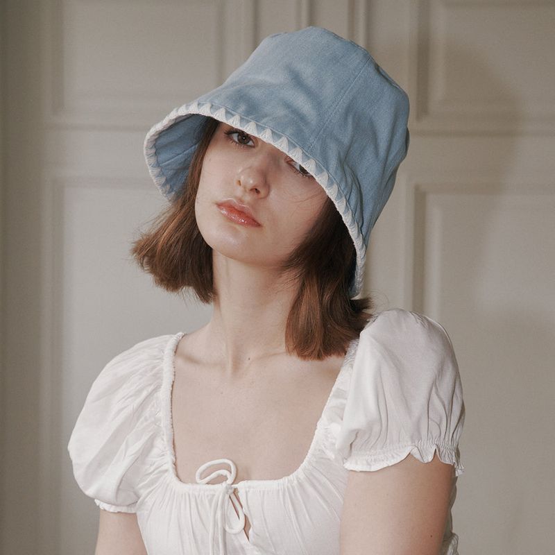 トライアングル ステッチバケットハット(Light Blue Denim)