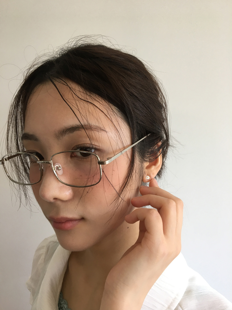 デイジーミニピアス (1color)